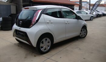 Toyota Aygo 1.0 X-Play completo