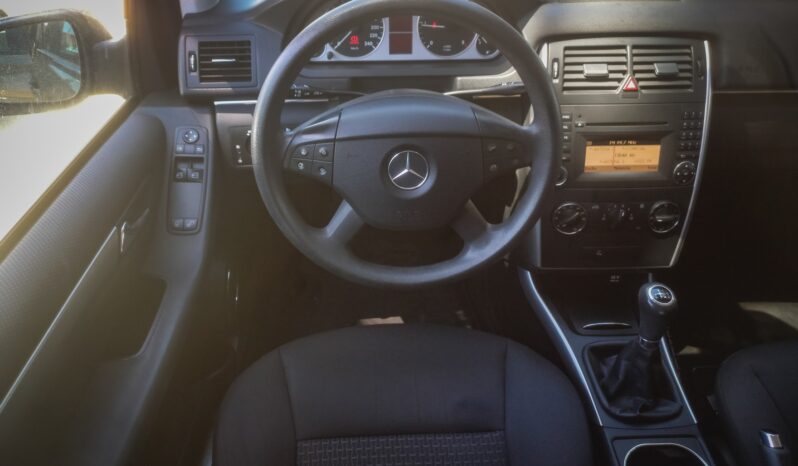 Mercedes B180 CDI completo