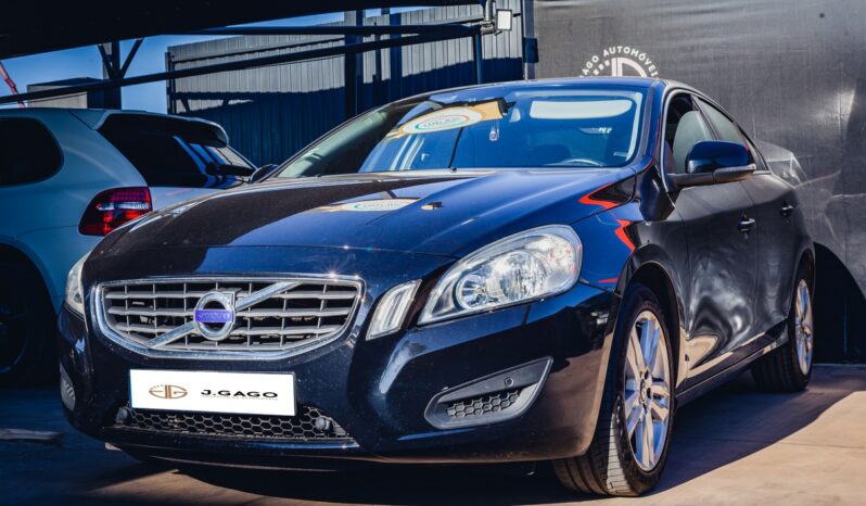 Volvo S60 D3 completo