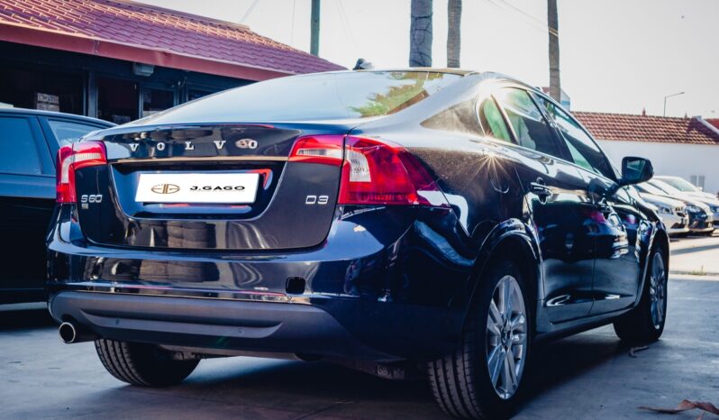 Volvo S60 D3 completo