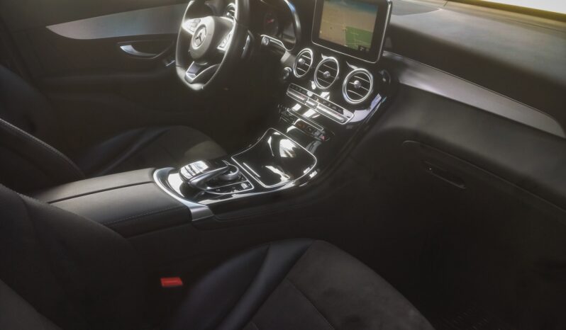 Mercedes GLC 350 e 4-Matic completo