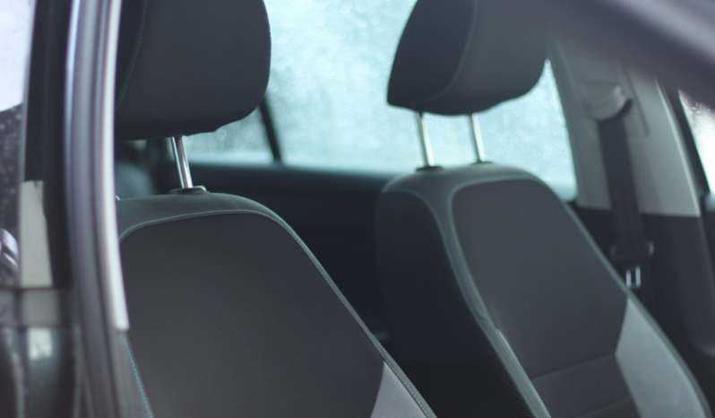 Skoda Rapid Ambition completo
