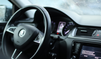 Skoda Rapid Ambition completo