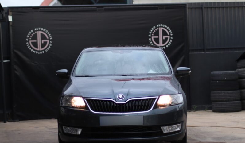 Skoda Rapid Ambition completo